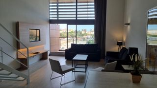 Loft in Barrio de la Luz. Dúplex en venta en calle andarella
