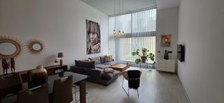 Duplex à Calle creu roja 1. Loftestudio de diseño con terraza de 32m2 en patraix