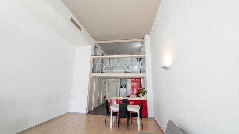 Foto 46160a2d-e650-47d8-97e2-c0d9448430b9. Loft a calle creu roja 1 a La Constitución-Canaleta Mislata