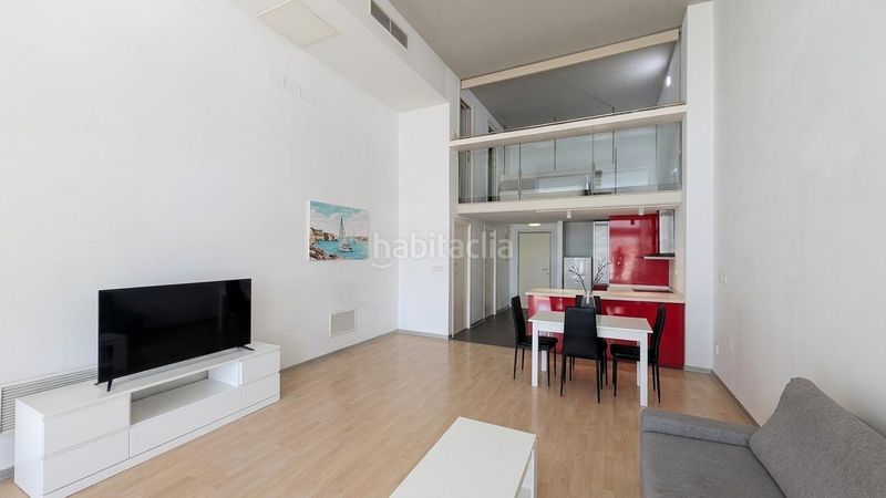 Foto af1b476e-8b13-4d83-87aa-03e5861f3be3. Loft a calle creu roja 1 a La Constitución-Canaleta Mislata