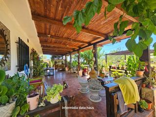 Casa a Cheste. Precioso chalet independiente a la venta en cheste.