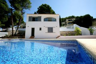 Casa en Paichi. Chalet clasico en moraira