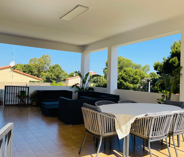 Foto da2c35d7-f391-48be-9b29-86a11f903c1e. Casa amplio chalet con vistas al mar en denia en La Pedrera-Vessanes Dénia