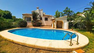 Maison à La Granadella - Costa Nova. Oportunidad de comprar chalet en buena zona en jávea!