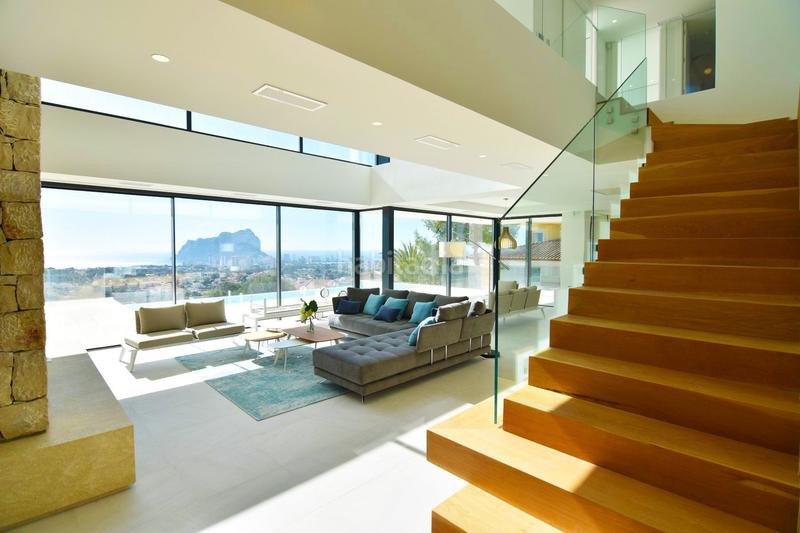 Foto 3cf3c93b-785e-45b8-b356-b43fd8860e6e. House with pool in Cometa Calp