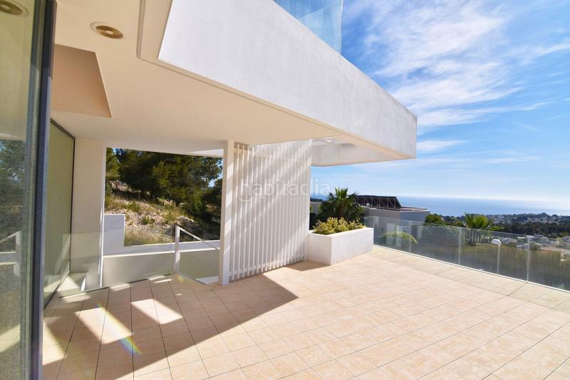 Foto ab68254a-db6e-46c1-bef5-e2b9327471df. House with pool in Cometa Calp