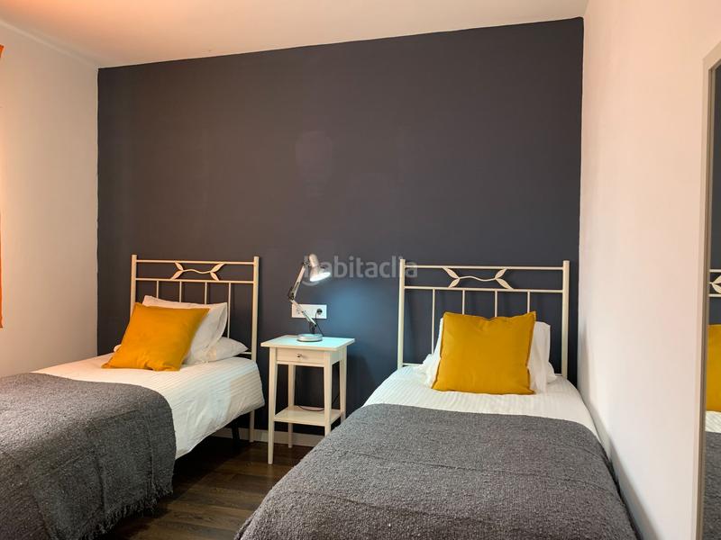 Foto 04649d0a-66c9-45f0-9e8a-49a4aea86ea4. Alquiler piso apartamento en alquiler en el centro de denia con tres habitaciones en Dénia