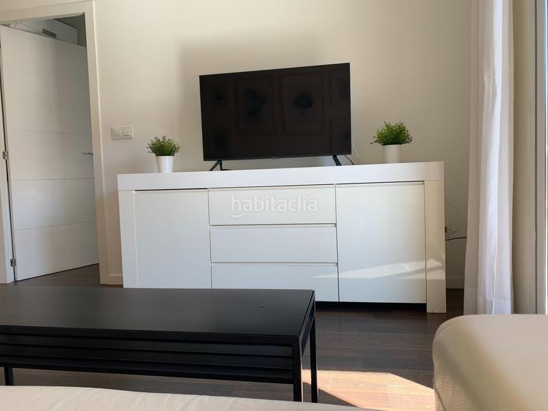 Foto 1c35fbc4-e268-4bfc-9d16-6051f537925d. Alquiler piso apartamento en alquiler en el centro de denia con tres habitaciones en Dénia