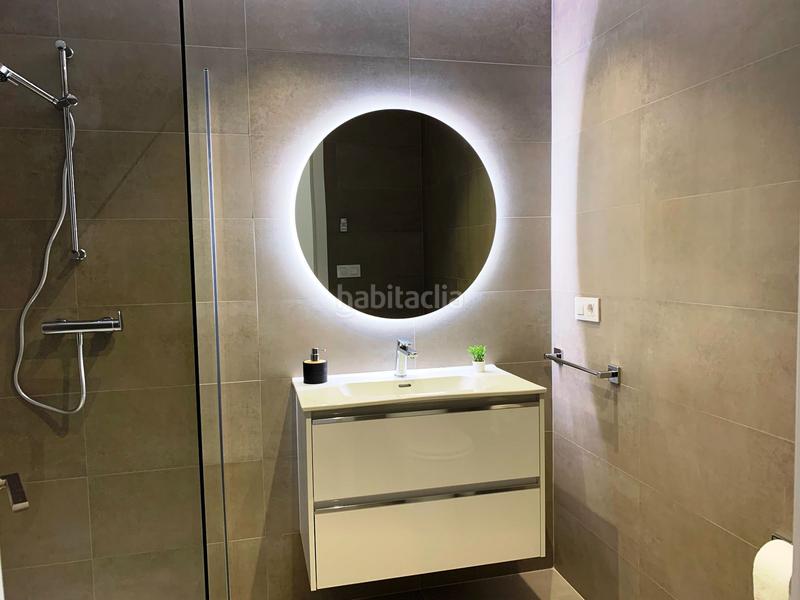 Foto 2fd18ba9-db8e-412e-80eb-5ea02dedc7c6. Alquiler piso apartamento en alquiler en el centro de denia con tres habitaciones en Dénia