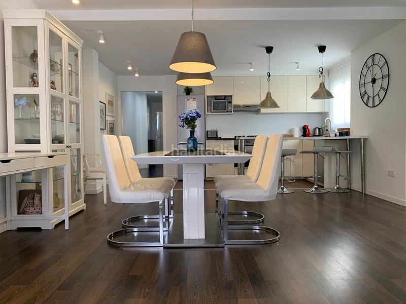 Foto 55657dd1-3295-4a9a-b92a-cc2f07cbb60b. Alquiler piso apartamento en alquiler en el centro de denia con tres habitaciones en Dénia
