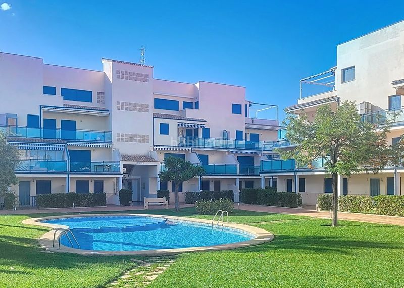 Foto 0c851ce3-2ba4-4f1a-8948-9e7450f15ef1. Casa adossada amb piscina a Oliva playa Oliva