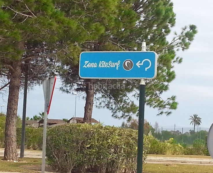 Foto 1597b901-61f2-43b2-a91b-0bb5aea73b10. Casa adossada amb piscina a Oliva playa Oliva