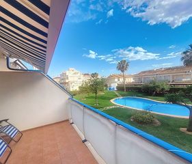 Semi detached house in Oliva Playa. Adosado muy cerca del mar en oliva