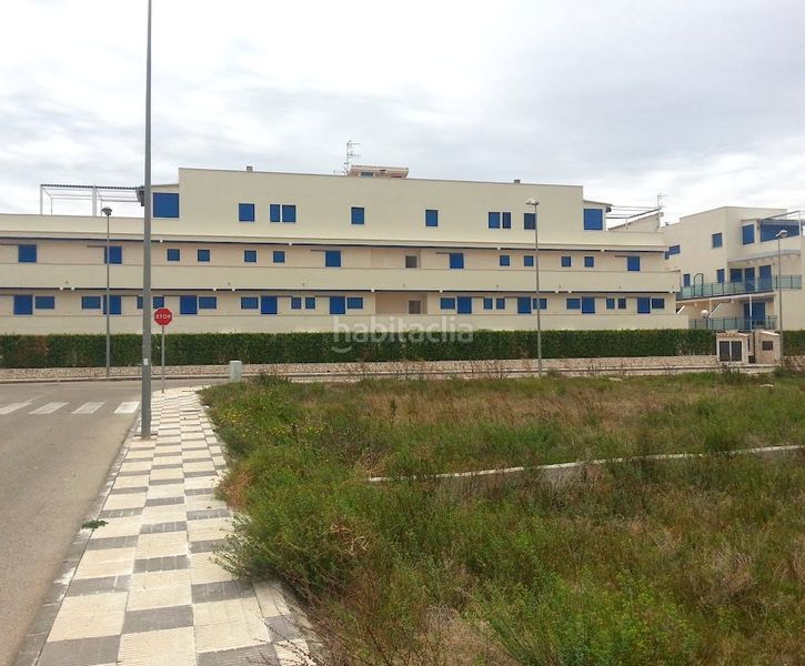 Foto aaac8f1b-3035-489c-bd07-5ded6747012d. Casa adossada amb piscina a Oliva playa Oliva