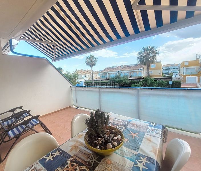 Foto b6c50c29-82c3-458c-9cd0-00416c17dfaa. Casa adossada amb piscina a Oliva playa Oliva