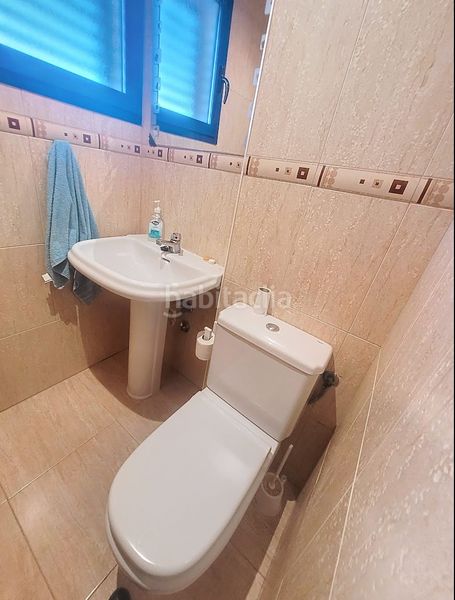 Foto c656765d-a7eb-4f90-8d83-ea109fe9ef97. Casa adossada amb piscina a Oliva playa Oliva