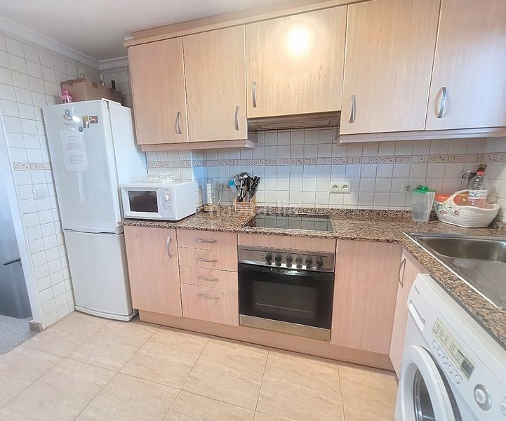 Foto d081de9d-33e6-4a16-a285-df0b6fa9f6e5. Casa adossada amb piscina a Oliva playa Oliva