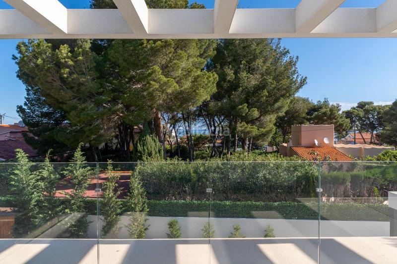 Foto 71a095fc-f59d-4a36-b02e-70cb50205bd7. Casa con riscaldamento piscina in Las Rotas / Les Rotes Dénia