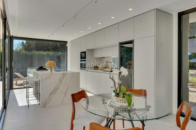 Foto 9638a54f-08ed-4fc7-8116-70029f87eb53. Casa con riscaldamento piscina in Las Rotas / Les Rotes Dénia