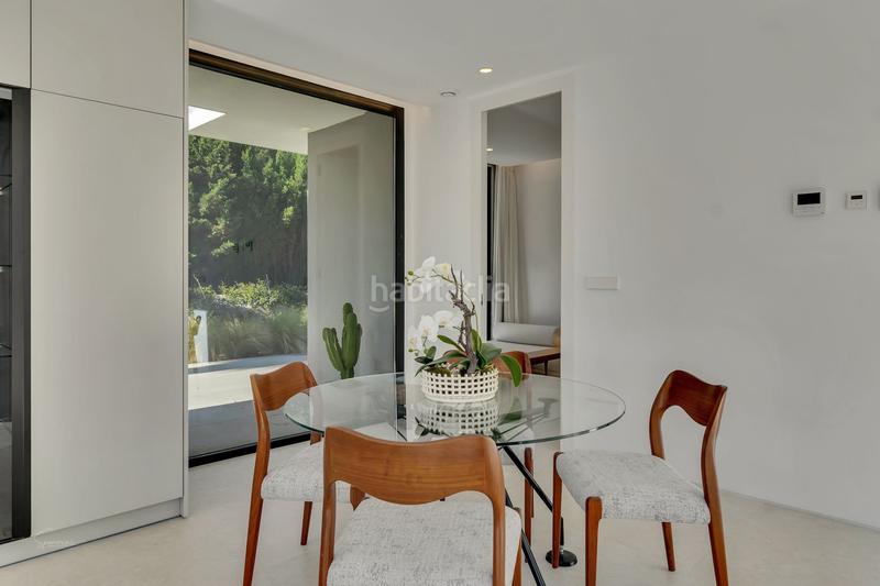 Foto 9f174a8e-7b8f-43d9-b811-719edd697615. Casa con riscaldamento piscina in Las Rotas / Les Rotes Dénia