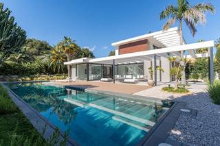 House in Las Rotas / Les Rotes. Villa de lujo con vistas al mar en dénia