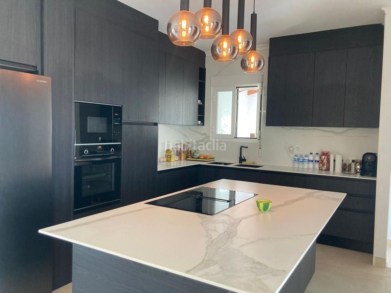 Foto 5338c243-c8ae-444b-8c41-5f2990970c26. Casa amb calefacció piscina a Paichi Moraira