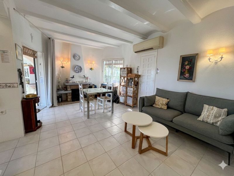 Foto 5c9303a2-cb51-4108-8038-b0b5f2b0985b. Casa amb calefacció piscina a El Montgó Dénia