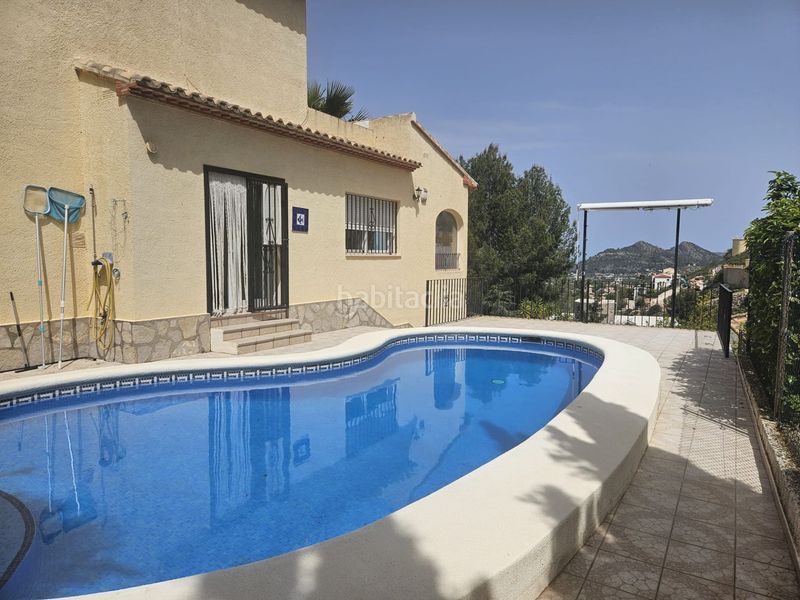 Foto ce929475-fd6b-4e34-a116-b915fc2cbaa1. Casa chalet con vistas al mar en monte solana en Pedreguer