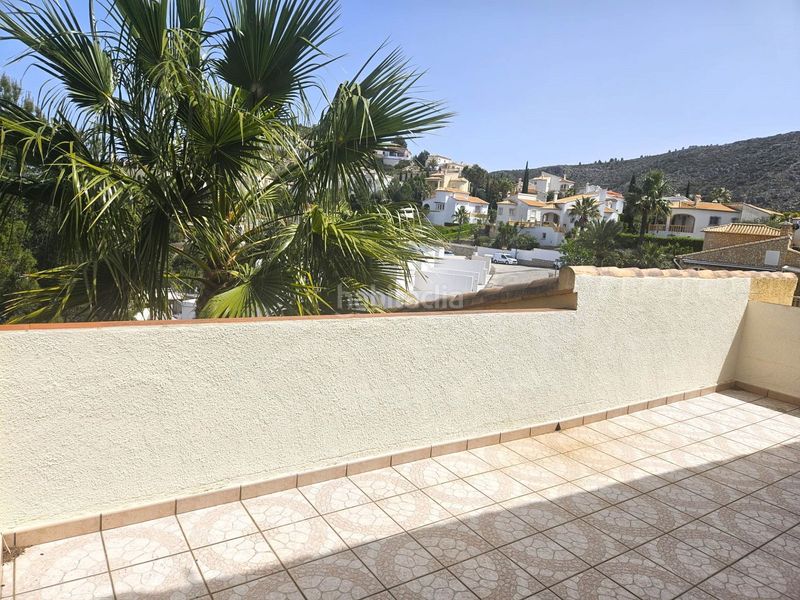 Foto e1d204d8-69ed-4fe3-a9e3-a9af8e2317a4. Casa chalet con vistas al mar en monte solana en Pedreguer