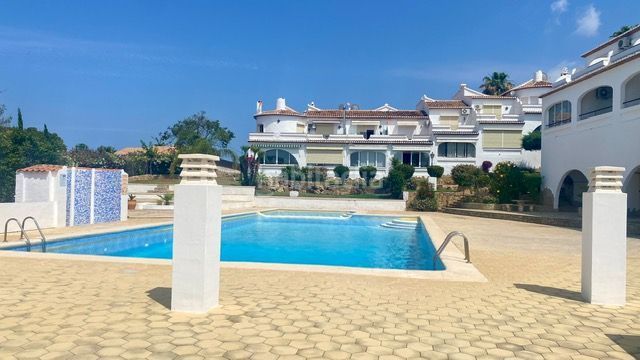 Foto a7f47254-da35-4824-b0ad-49c8290aafb8. Apartament amb calefacció piscina a El Montgó Dénia