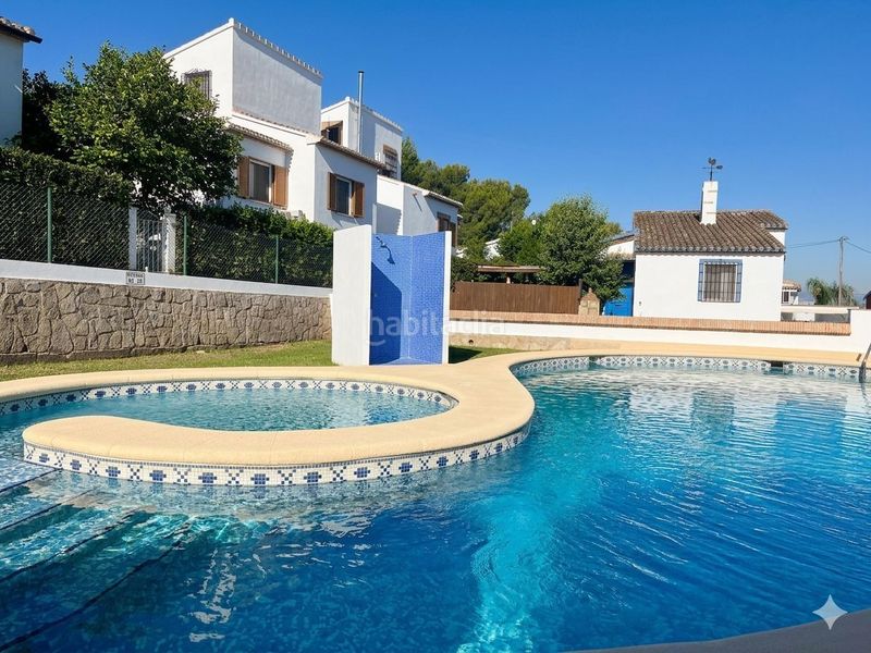 Foto eeddfdda-a912-47ac-b589-2e4443ad56db. Casa adossada amb calefacció piscina a Las Rotas / Les Rotes Dénia