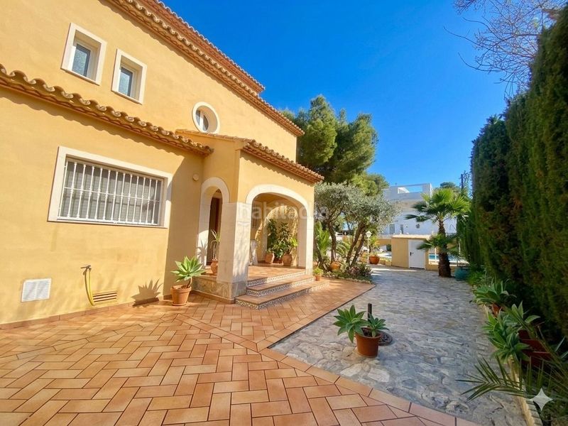 Foto 30bd399c-041b-40ac-b995-5c13c9a2f9a4. Casa amb piscina a Las Rotas / Les Rotes Dénia