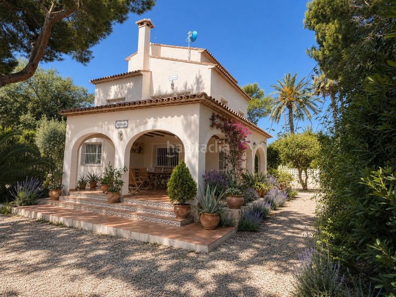 Foto 4de3f320-e3f7-406c-80a6-fe4420944353. Casa amb piscina a Las Rotas / Les Rotes Dénia