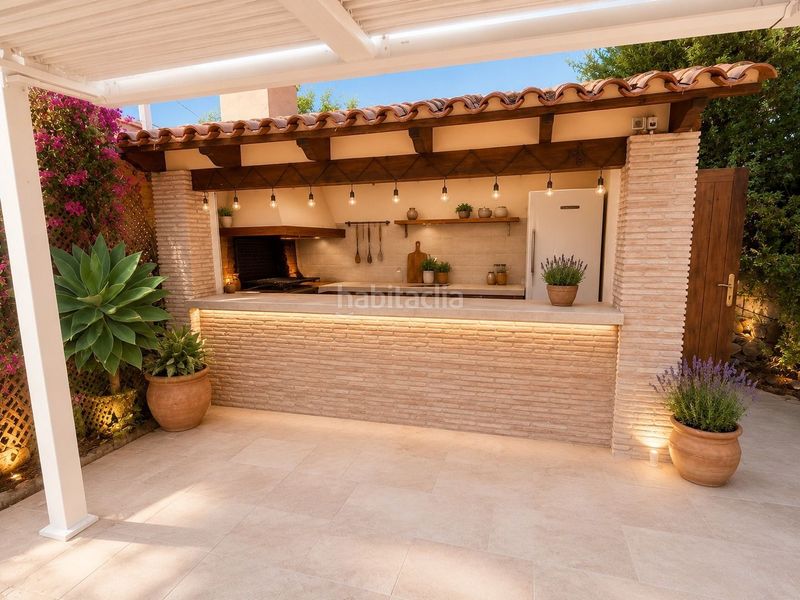 Foto fcd8c8d4-a9a7-4ea8-9dd8-20e9588ef954. Casa amb piscina a Las Rotas / Les Rotes Dénia
