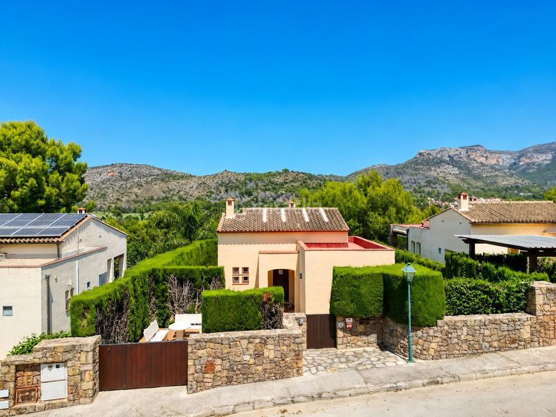 Foto eb6d97a0-8b7a-4424-ba53-41dc5fc99e2d. Casa amb calefacció piscina a La Pedrera-Vessanes Dénia