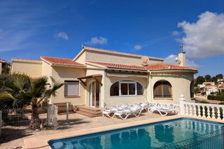 Casa in Paichi. Villa con vistas al mar en la cumbre del sol