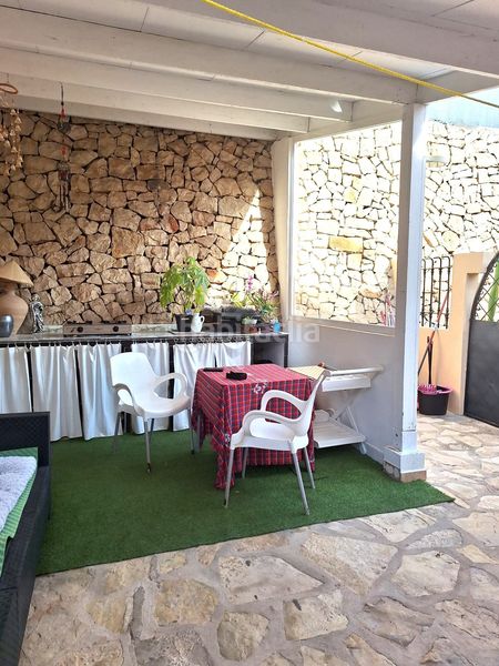 Foto 1cc38d91-fa7a-4af9-9587-931d05f8a18c. Casa amb piscina a El Montgó Dénia