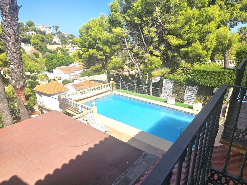 Foto 3923ba99-98a6-4dea-b74a-553f307cfb33. Casa amb piscina a El Montgó Dénia