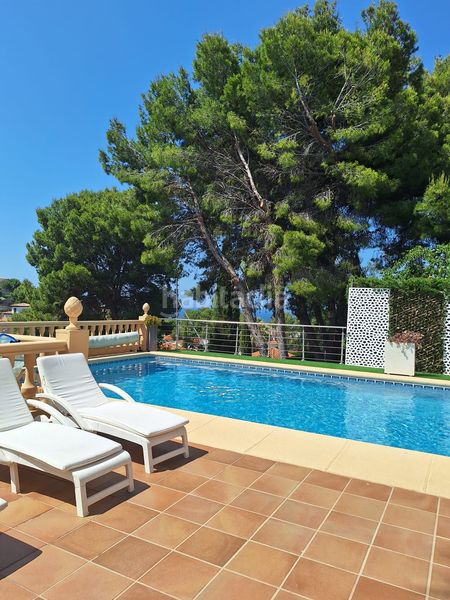 Foto 7321fbda-ef44-4e48-b606-c419e798fe31. Casa amb piscina a El Montgó Dénia