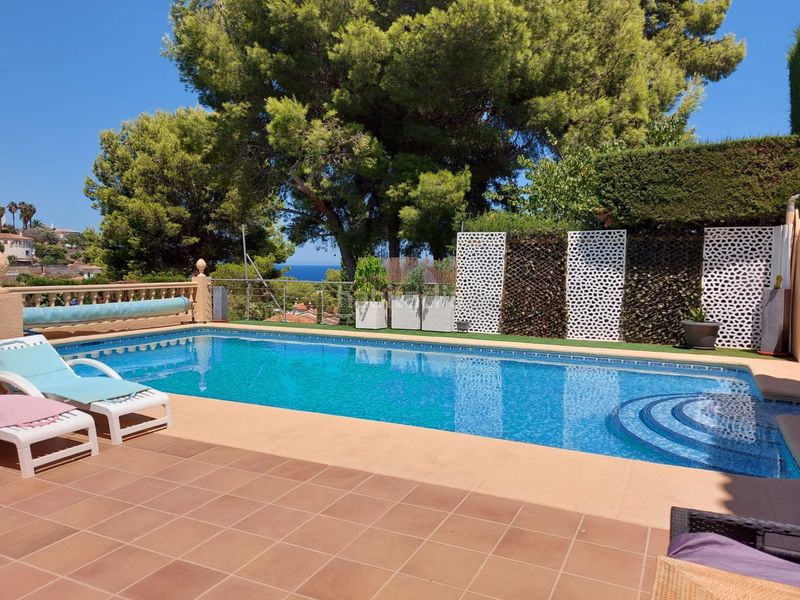Foto 7c67d655-fa68-4c92-b770-283880525f14. Casa amb piscina a El Montgó Dénia