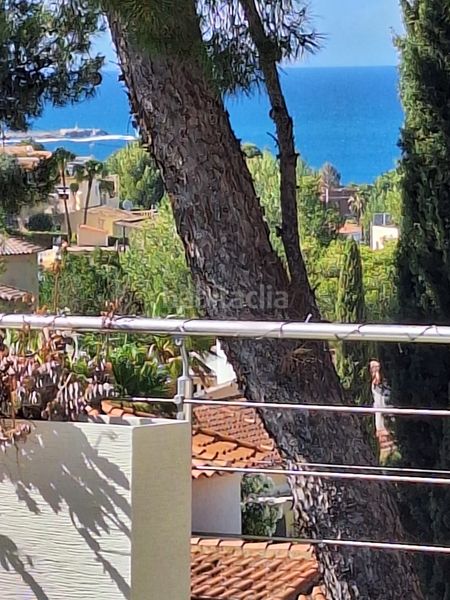 Foto 7cb21c71-e8e5-4d35-8366-5fdd88f846ed. Casa amb piscina a El Montgó Dénia
