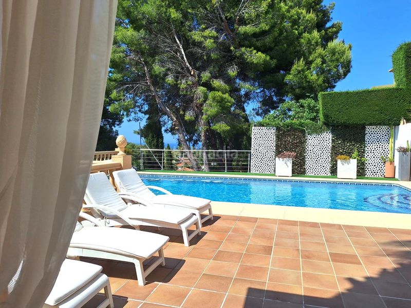 Foto a2f6b25e-aa14-443c-adc0-4cddaae0cf2b. Casa amb piscina a El Montgó Dénia