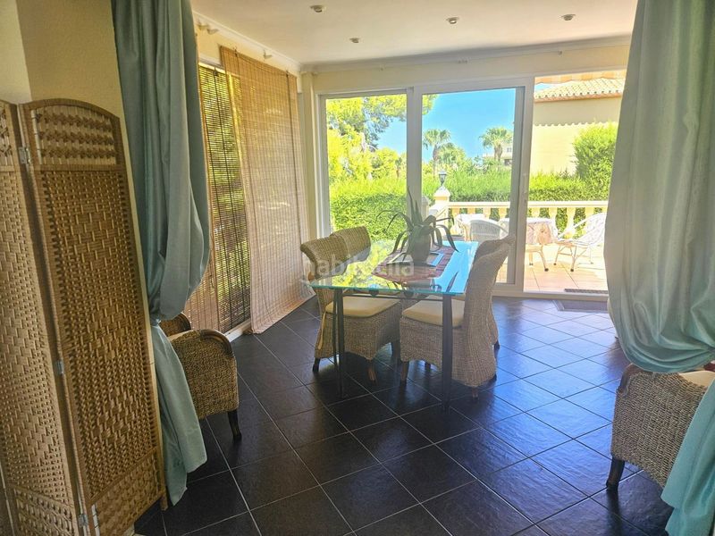 Foto b05aa6ef-aa5c-47a5-9175-f6a60a2b1f5c. Casa amb piscina a El Montgó Dénia