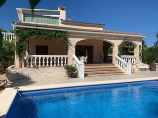 Casa en El Montg. Elegante villa de estilo mediterrneo en venta en denia, alicant