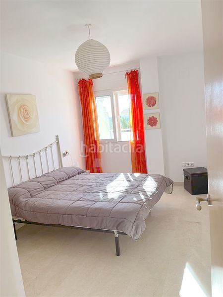 Foto 864635e5-3ec7-48ab-b111-4ce20a390ff4. Apartament amb piscina a Oliva nova Oliva