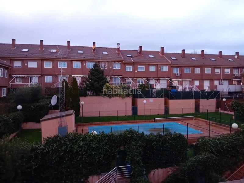 Foto dc6a1bb2-349f-4cc7-94a5-b1a079678520. Casa a schiera con riscaldamento parcheggio piscina in Colmenar Viejo