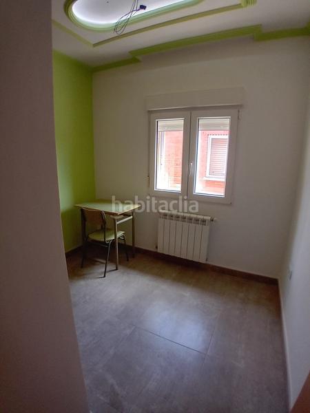 Foto b91915fa-1f9d-47d4-92dc-810613f97ba6. Piso  en venta , 4 dormitorios. en El Olivar-La Magdalena Colmenar Viejo