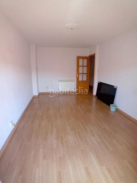 Foto 7053aebe-2c2e-4e03-82db-d287be29c6c2. Pis amb calefacció a Centro Colmenar Viejo