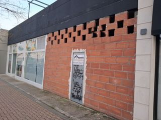 Lloguer Local Comercial a Los Arcos-Viviero. Local comercial a la calle en alquiler en colmenar viejo, 3 desp