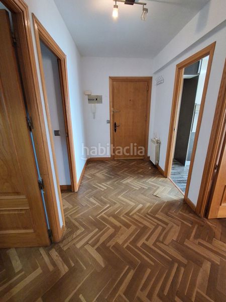 Foto fedb4e55-8996-4d13-9962-60b7e737f748. Pis amb calefacció aparcament a Soto del Real